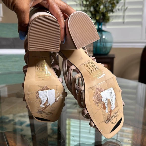 New FREE PEOPLE |‎ COLETTE CINCHED HEEL | RAINBOW METALLIC size 39 /8.5 - Picture 7 of 12